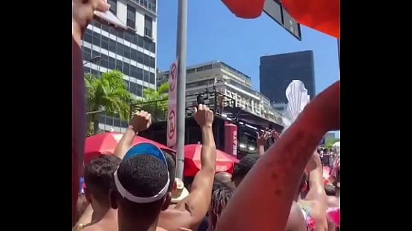 Bom dia do rio com anitta no bloco de carnaval